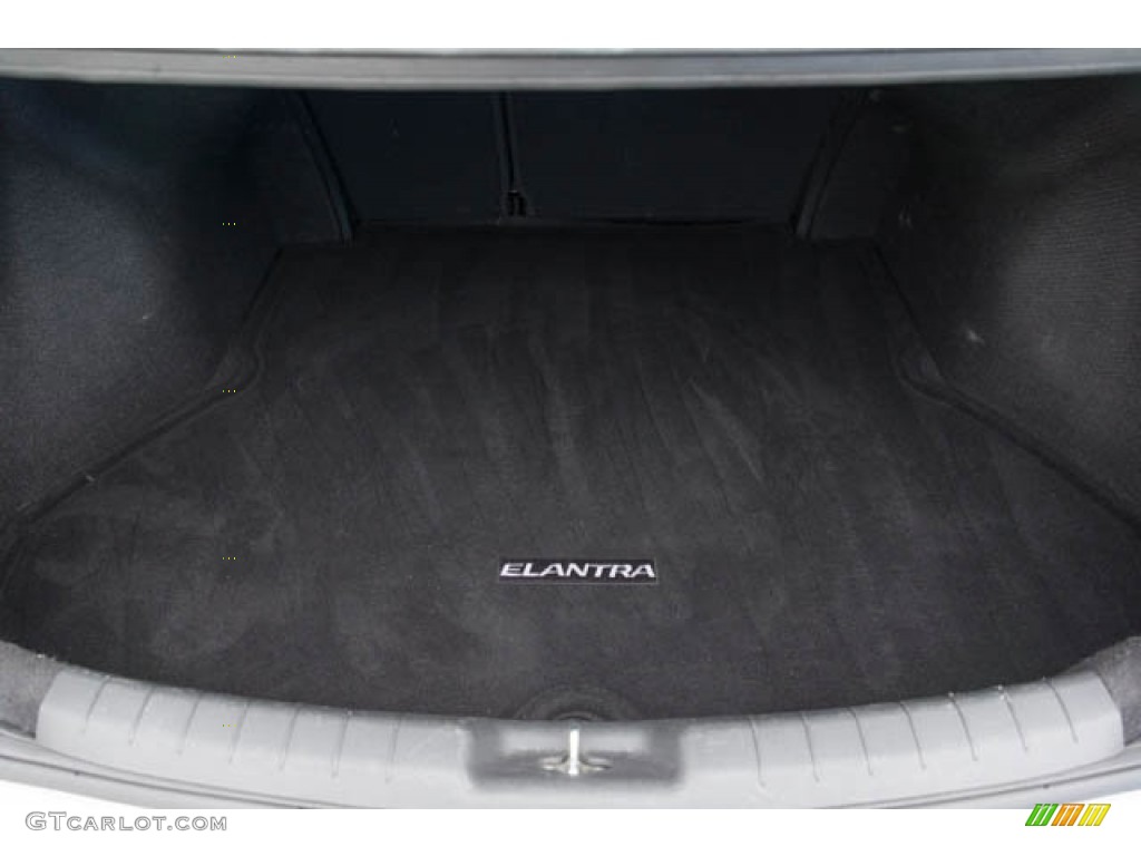 2020 Elantra SE - Symphony Silver / Gray photo #19
