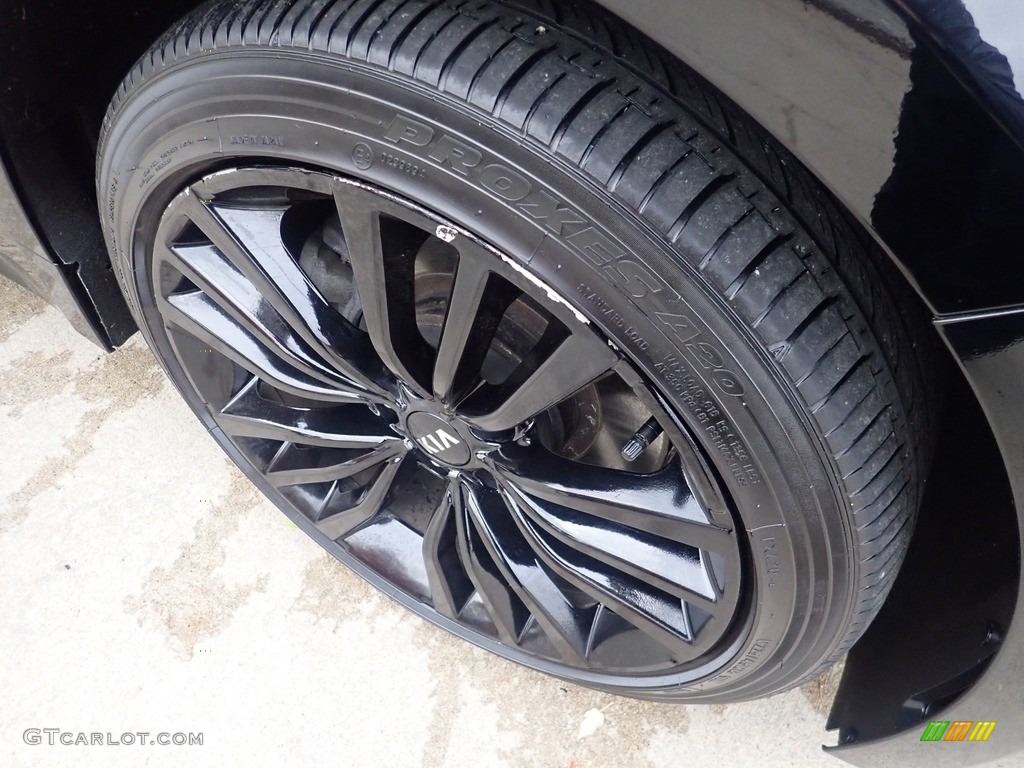 2019 Kia Stinger Premium AWD Wheel Photos
