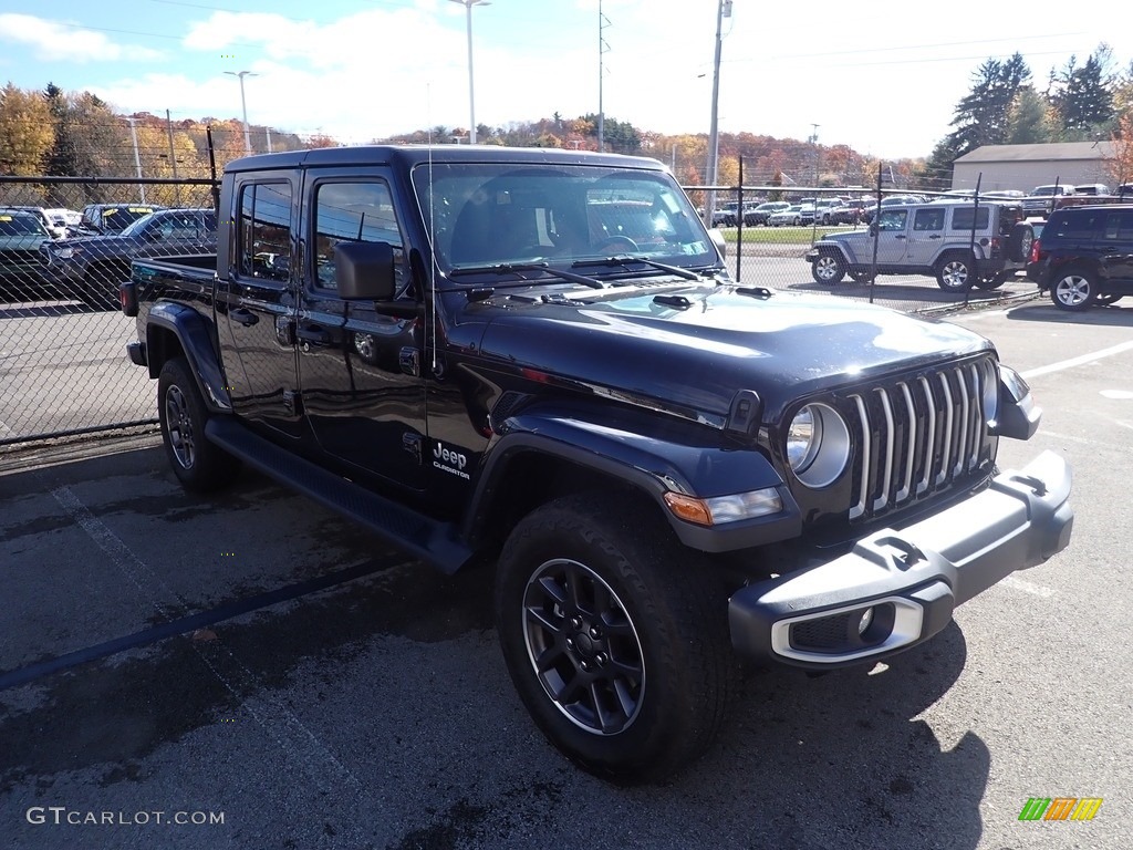 2020 Gladiator Overland 4x4 - Black / Black photo #3