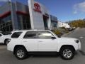 Super White - 4Runner SR5 4x4 Photo No. 2
