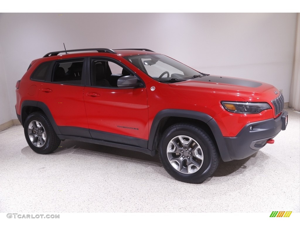 2019 Cherokee Trailhawk 4x4 - Firecracker Red / Black photo #1
