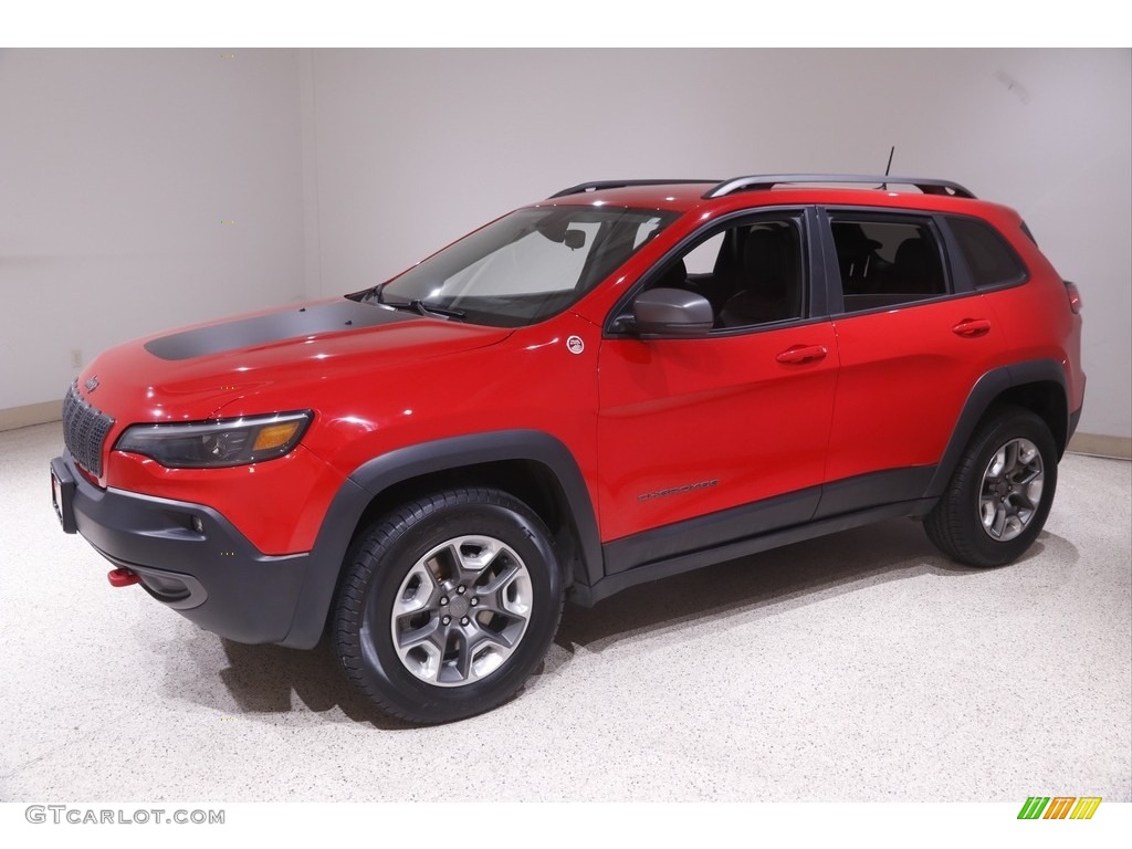 2019 Cherokee Trailhawk 4x4 - Firecracker Red / Black photo #3