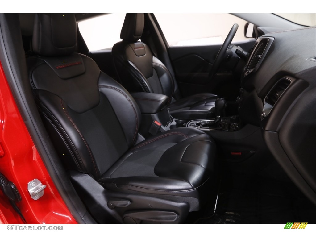 2019 Cherokee Trailhawk 4x4 - Firecracker Red / Black photo #17