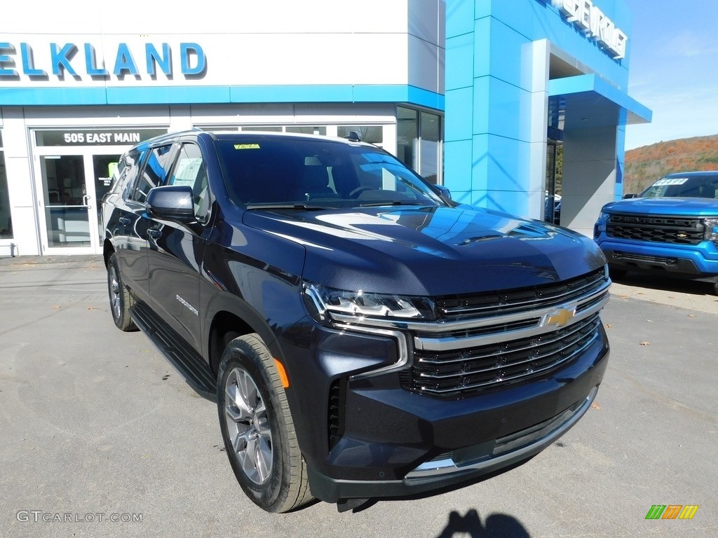 2022 Suburban LT 4WD - Dark Ash Metallic / Gideon/­Very Dark Atmosphere photo #3