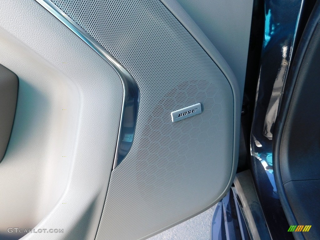 2022 Suburban LT 4WD - Dark Ash Metallic / Gideon/­Very Dark Atmosphere photo #18