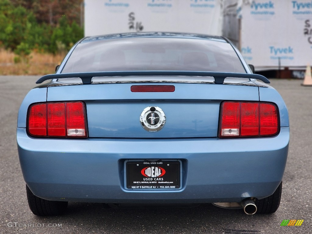 2006 Mustang V6 Deluxe Coupe - Vista Blue Metallic / Light Graphite photo #6