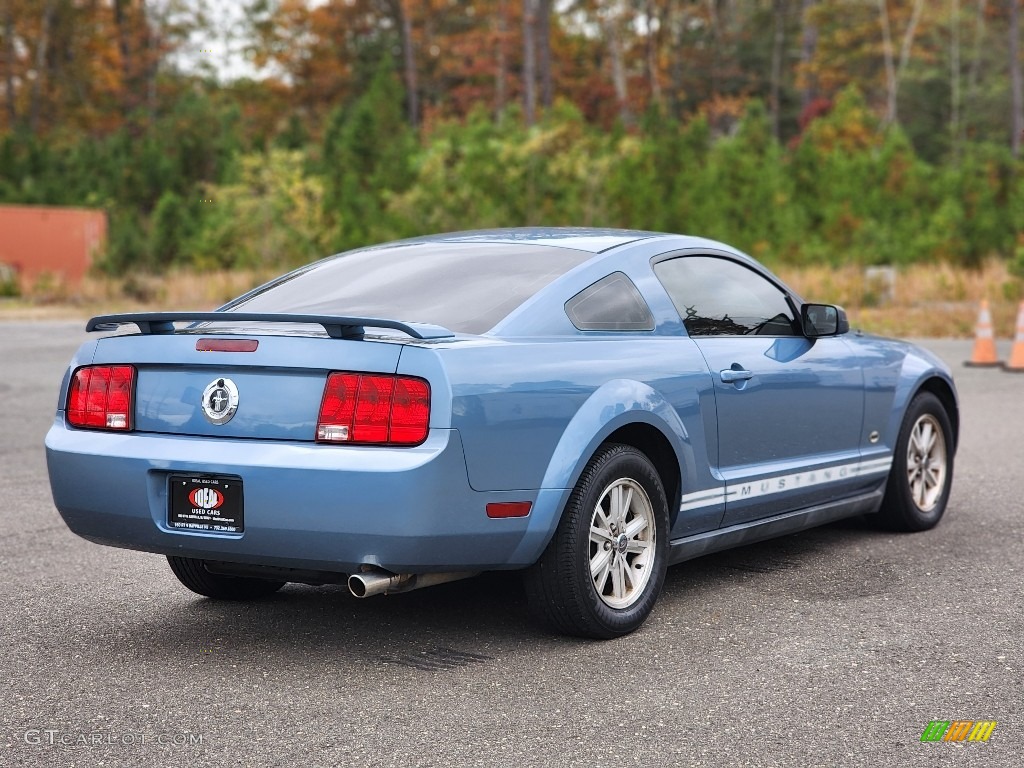 2006 Mustang V6 Deluxe Coupe - Vista Blue Metallic / Light Graphite photo #7