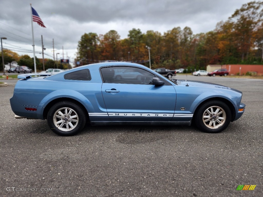 2006 Mustang V6 Deluxe Coupe - Vista Blue Metallic / Light Graphite photo #8