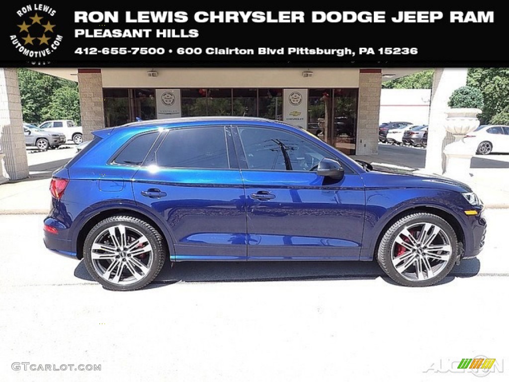 Navarra Blue Metallic Audi SQ5