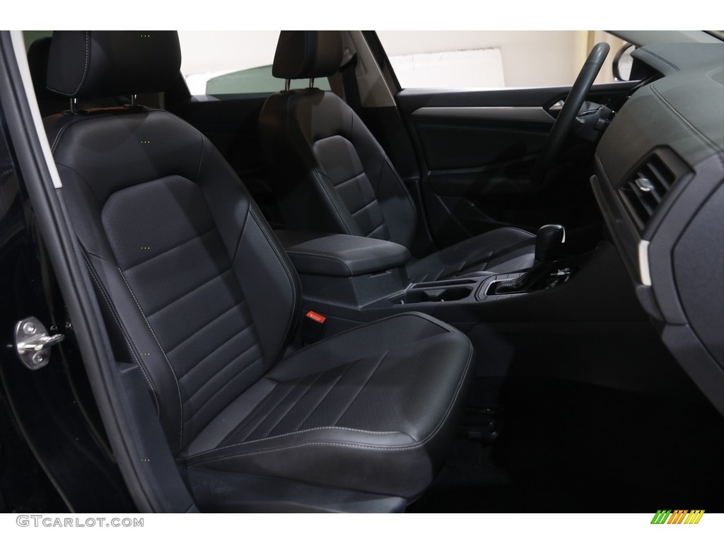 2021 Jetta SE - Black Uni / Titan Black photo #15