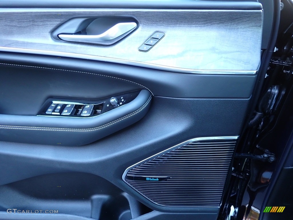 2022 Jeep Grand Cherokee Overland 4XE Hybrid Global Black Door Panel Photo #145096701