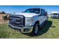 Oxford White - F350 Super Duty XL Crew Cab 4x4 Photo No. 2