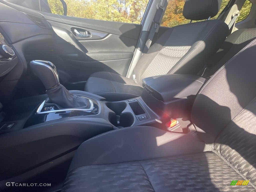 2020 Rogue SV AWD - Gun Metallic / Charcoal photo #15