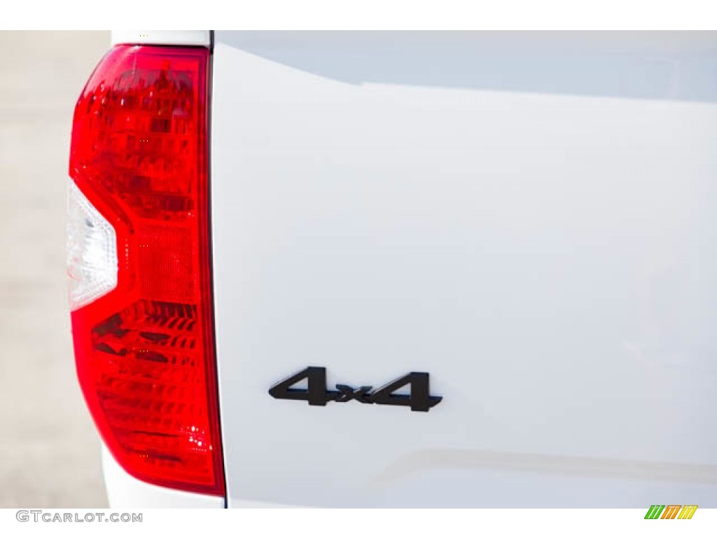 2021 Toyota Tundra TRD Pro CrewMax 4x4 Marks and Logos Photos
