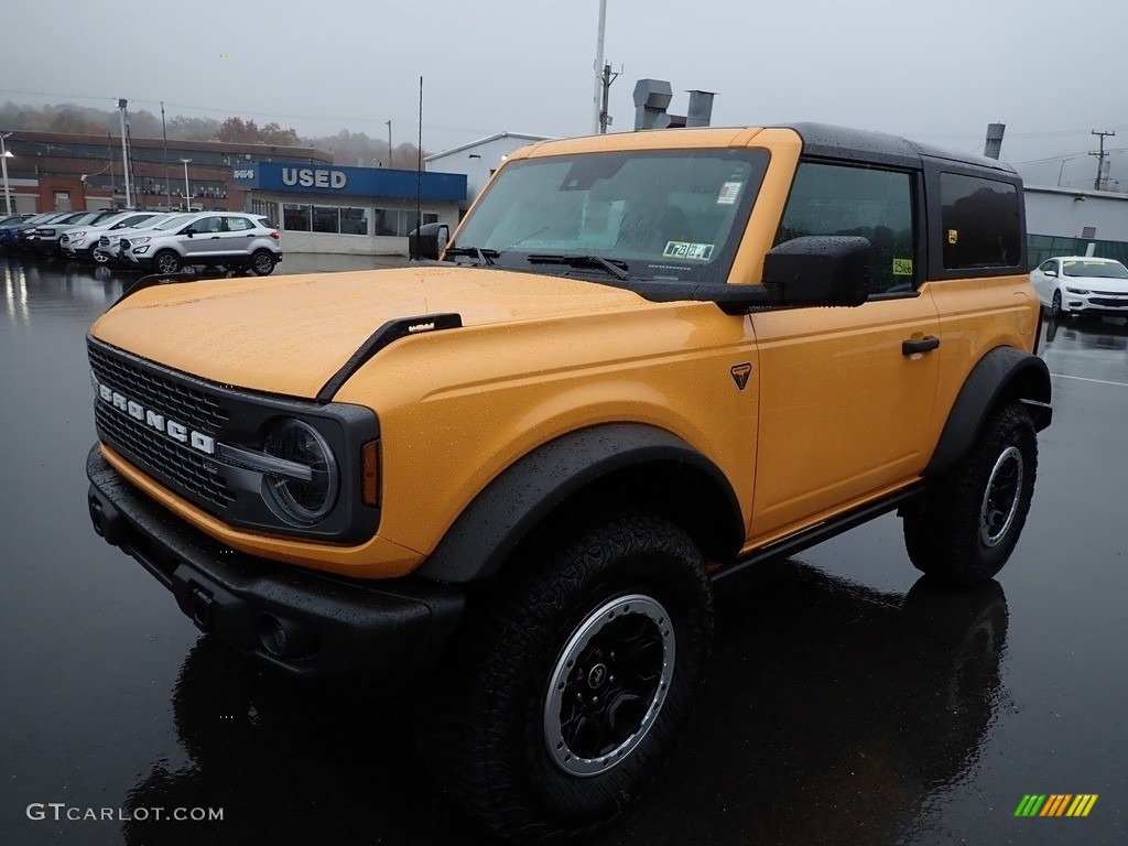 Cyber Orange Metallic Tricoat 2022 Ford Bronco Badlands 4x4 2-Door Exterior Photo #145101377