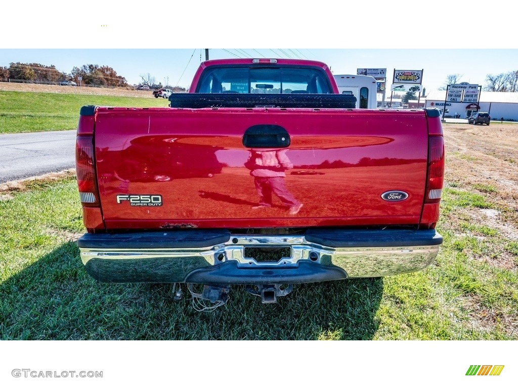 2003 F250 Super Duty XLT SuperCab 4x4 - Red Clearcoat / Medium Flint Grey photo #4