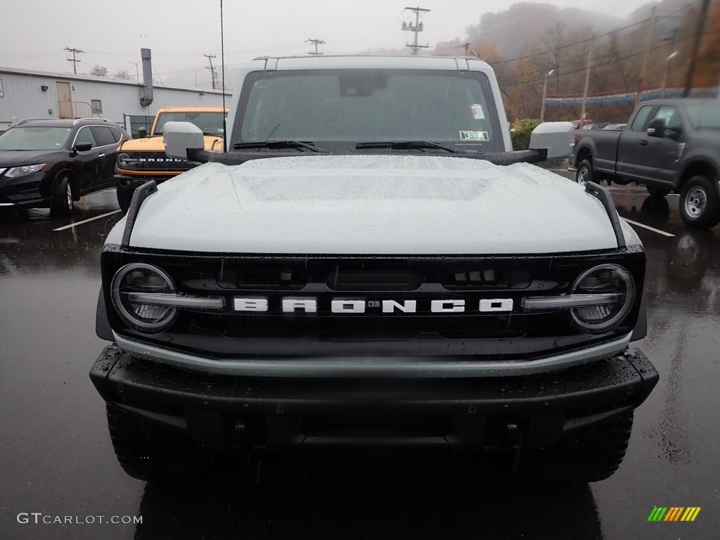 2022 Bronco Outer Banks 4x4 2-Door - Cactus Gray / Roast/Black Onyx photo #3