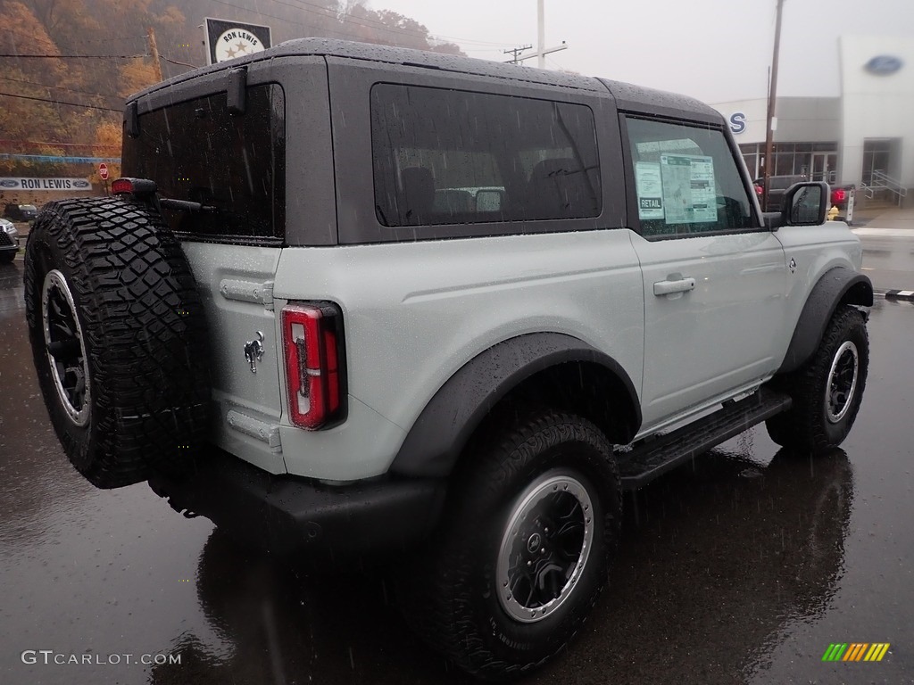 2022 Bronco Outer Banks 4x4 2-Door - Cactus Gray / Roast/Black Onyx photo #8