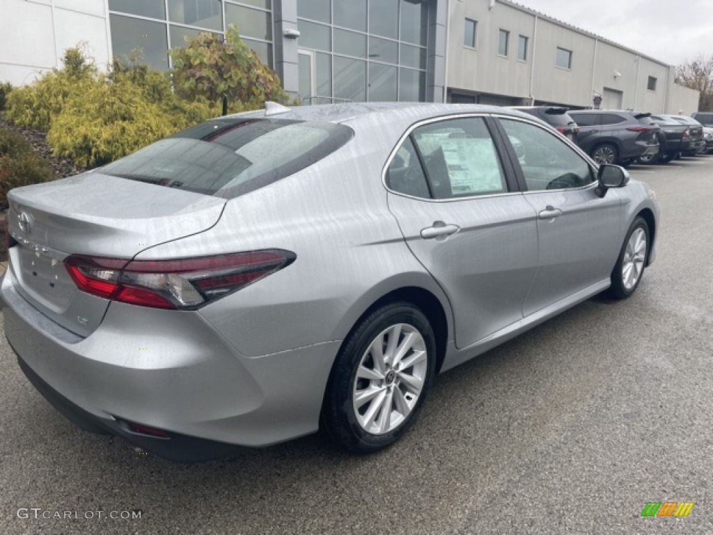2023 Camry LE - Celestial Silver Metallic / Black photo #9