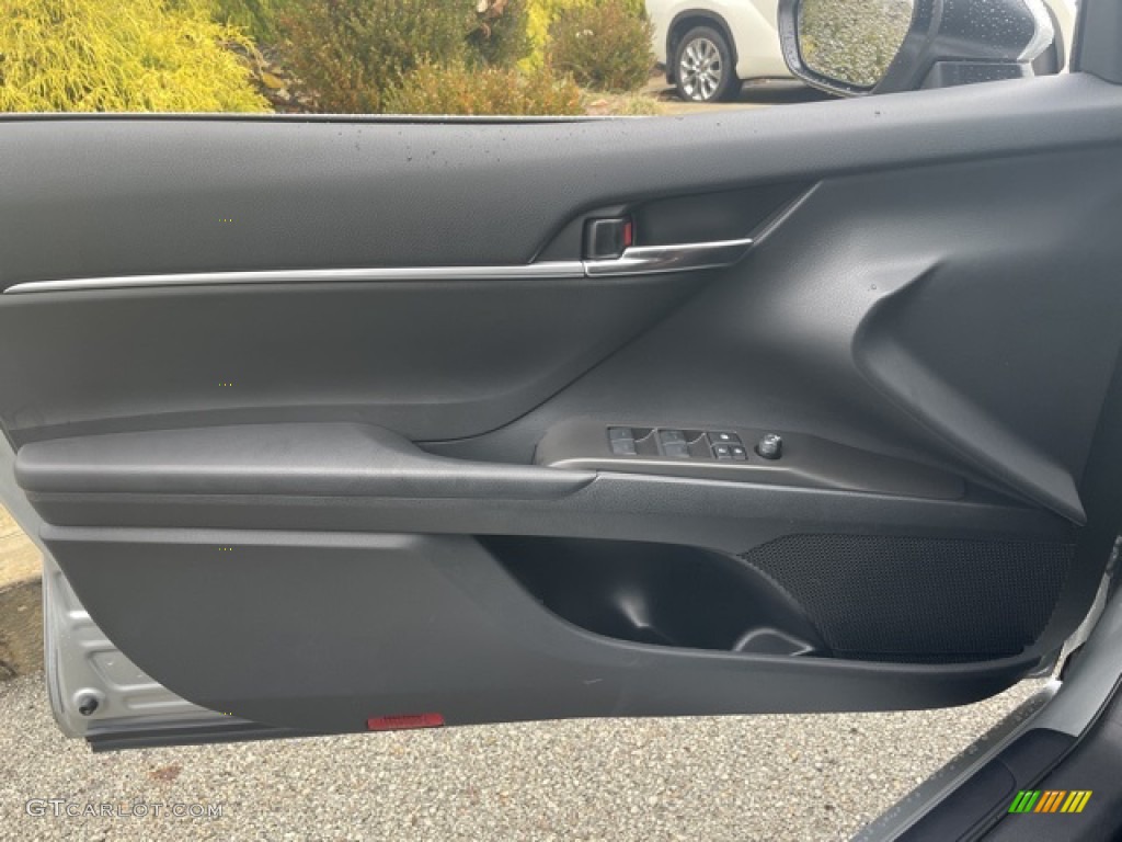 2023 Camry LE - Celestial Silver Metallic / Black photo #18