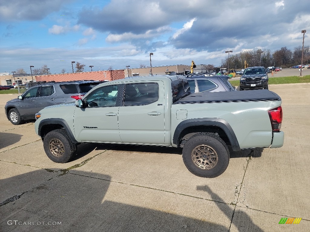 2022 Tacoma Trail Edition Double Cab 4x4 - Lunar Rock / Black photo #3