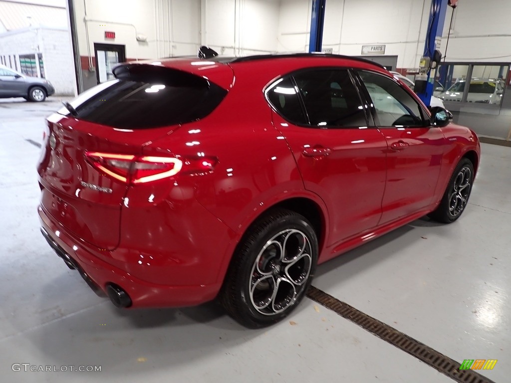 2022 Stelvio Veloce AWD - Alfa Rosso (Red) / Red/Black photo #5