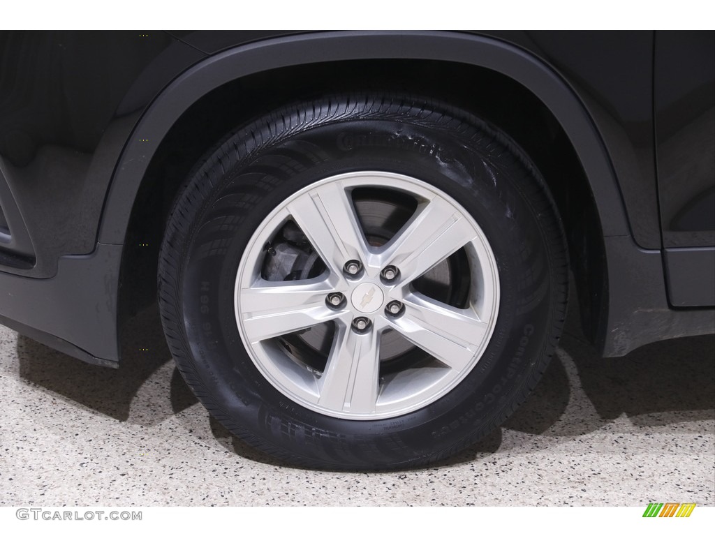 2019 Chevrolet Trax LS Wheel Photos