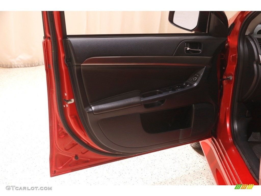 2015 Mitsubishi Lancer SE AWC Door Panel Photos
