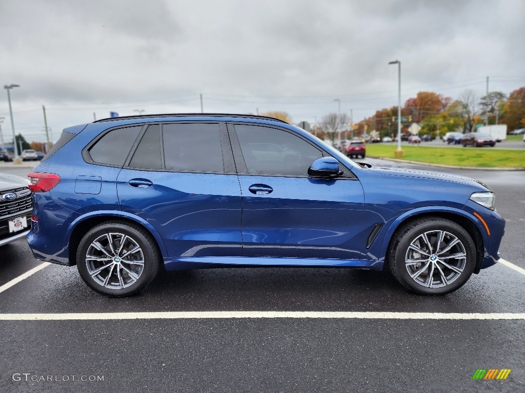 2019 X5 xDrive50i - Phytonic Blue Metallic / Cognac photo #5