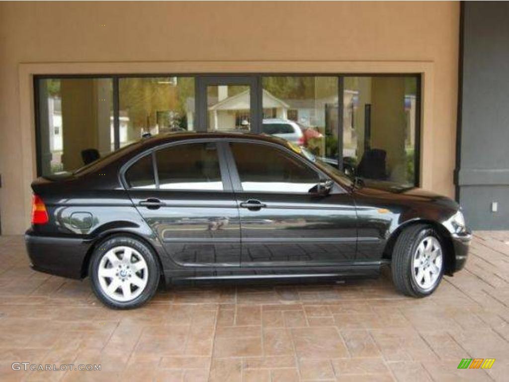 2004 3 Series 325i Sedan - Black Sapphire Metallic / Sand photo #2