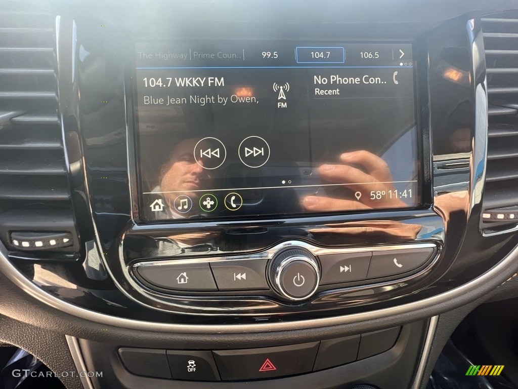 2019 Trax LT - Cajun Red Tintcoat / Jet Black photo #12