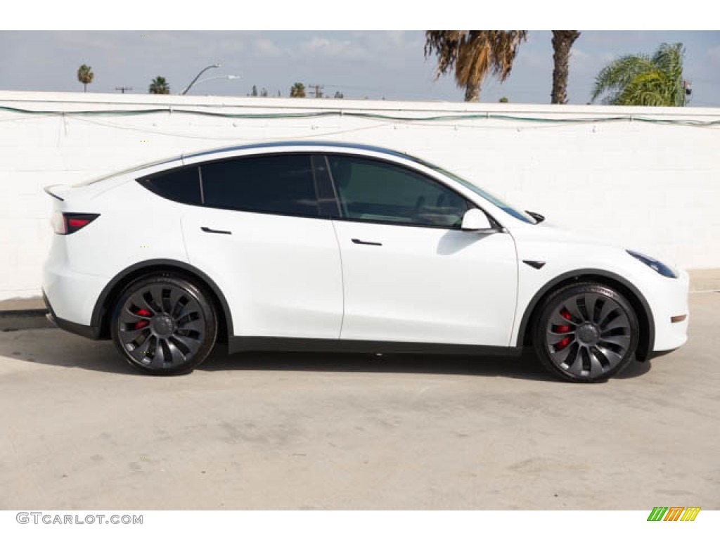 2022 Model Y Performance AWD - Pearl White Multi-Coat / White/Black photo #12