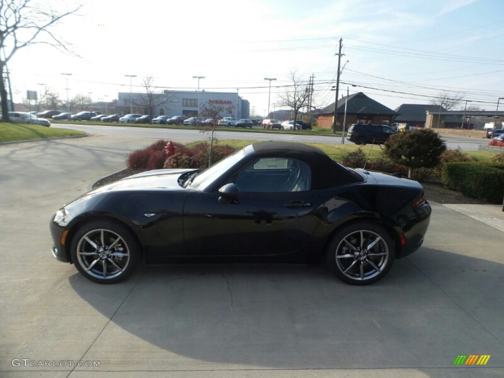 2022 MX-5 Miata Grand Touring - Jet Black Mica / Black photo #4