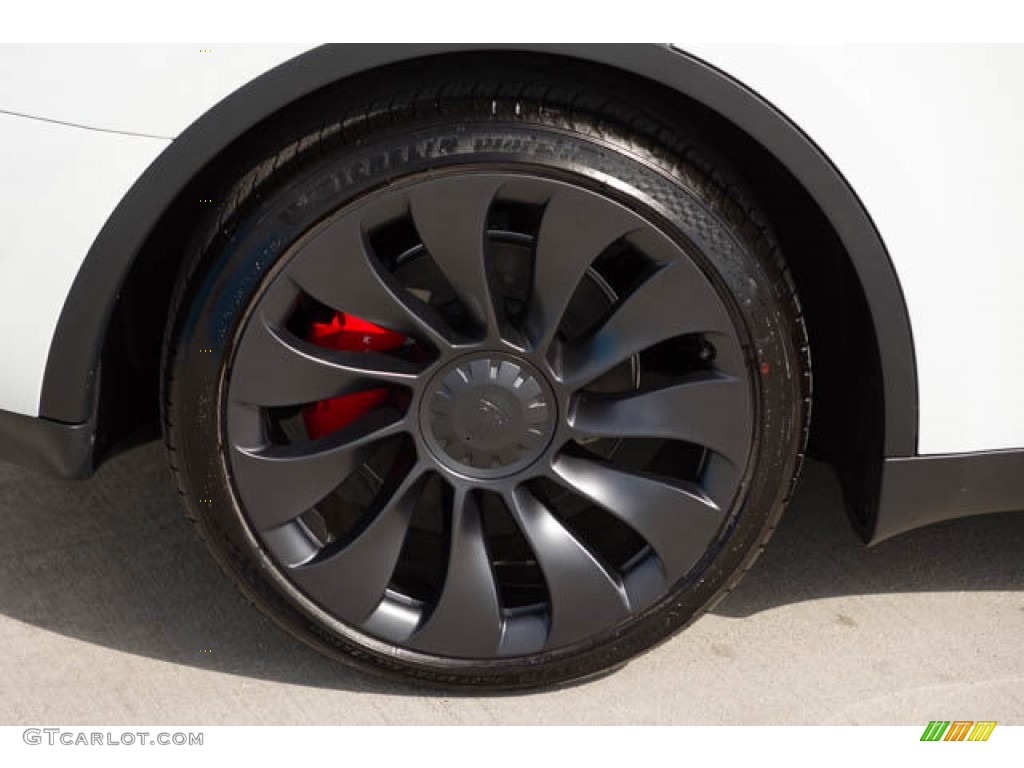 2022 Model Y Performance AWD - Pearl White Multi-Coat / White/Black photo #32