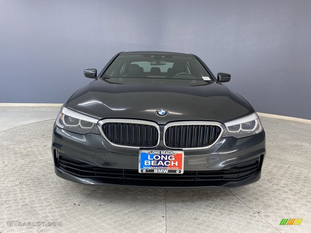 2019 5 Series 530e iPerformance Sedan - Dark Graphite Metallic / Black photo #2