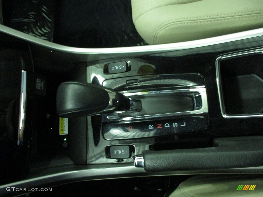 2017 Accord EX-L Sedan - White Orchid Pearl / Ivory photo #34