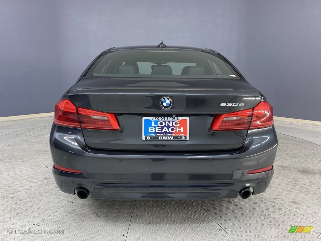 2019 5 Series 530e iPerformance Sedan - Dark Graphite Metallic / Black photo #4