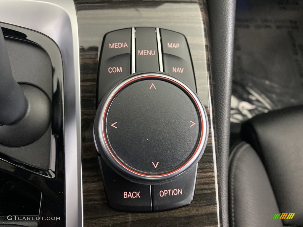 2019 5 Series 530e iPerformance Sedan - Dark Graphite Metallic / Black photo #28