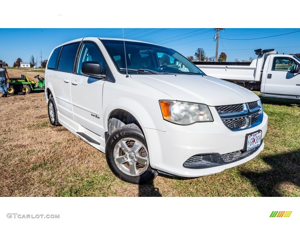 2012 Grand Caravan SE - Stone White / Black/Light Graystone photo #1