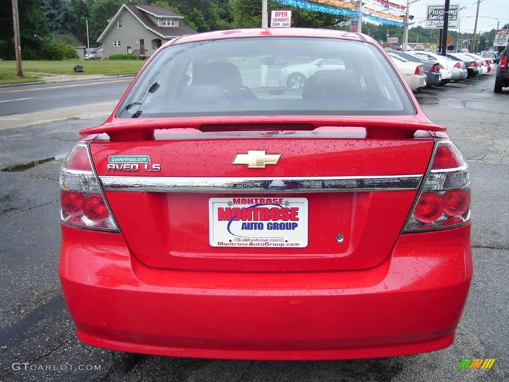 2008 Aveo LS Sedan - Victory Red / Charcoal photo #4