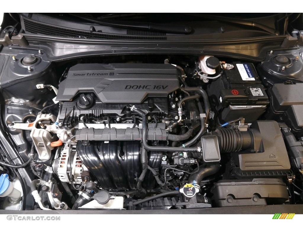 2021 Hyundai Elantra Limited Engine Photos