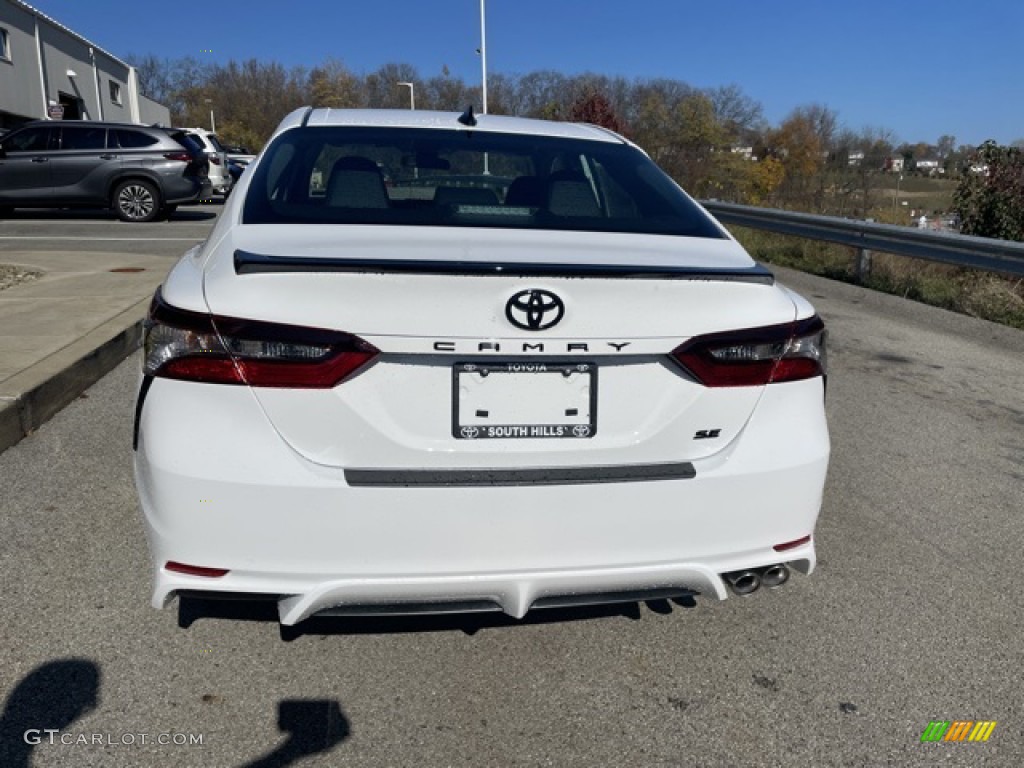 2023 Camry SE Nightshade - Ice Cap / Black photo #8