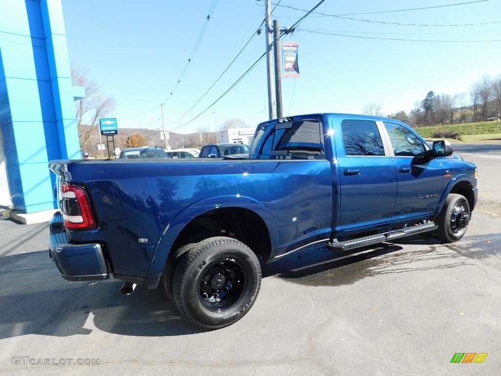 2022 3500 Laramie Crew Cab 4x4 - Patriot Blue Pearl / Black photo #5