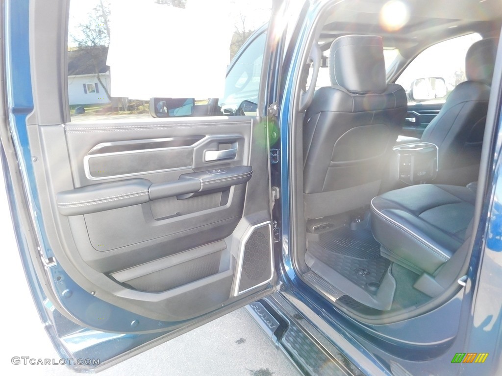 2022 3500 Laramie Crew Cab 4x4 - Patriot Blue Pearl / Black photo #48