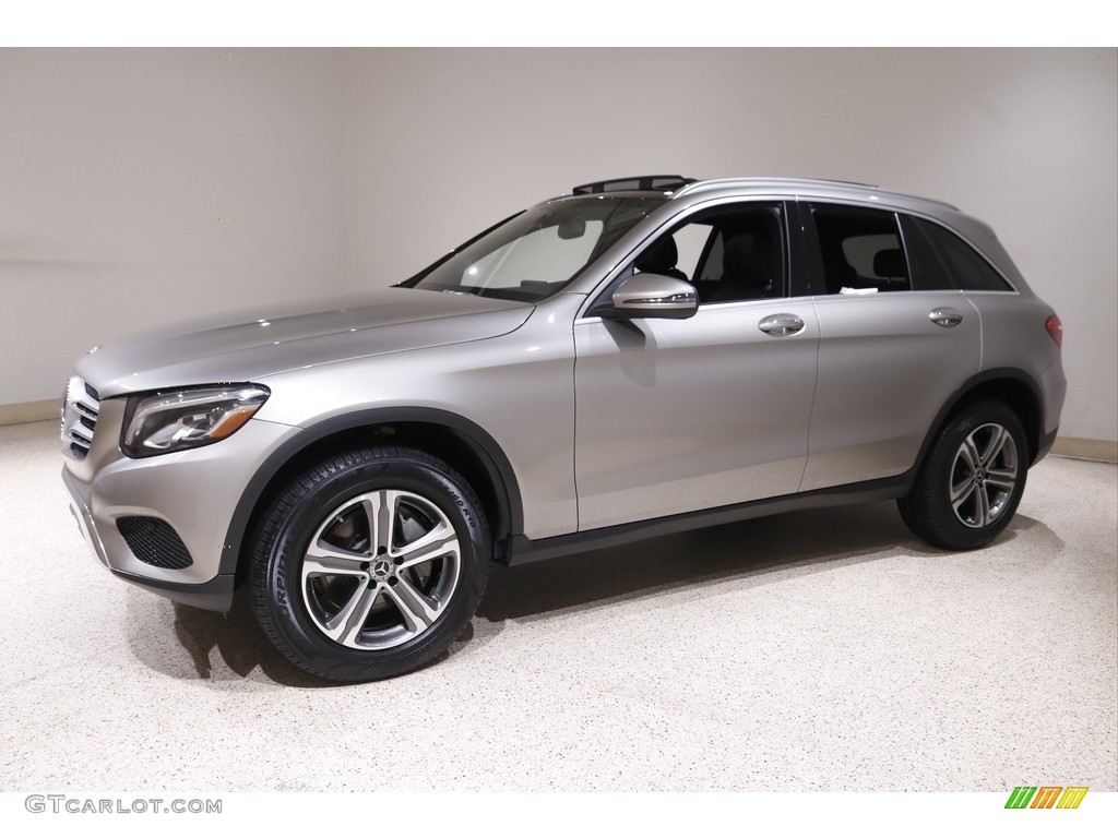 2019 GLC 300 4Matic - Mojave Silver Metallic / Black photo #3
