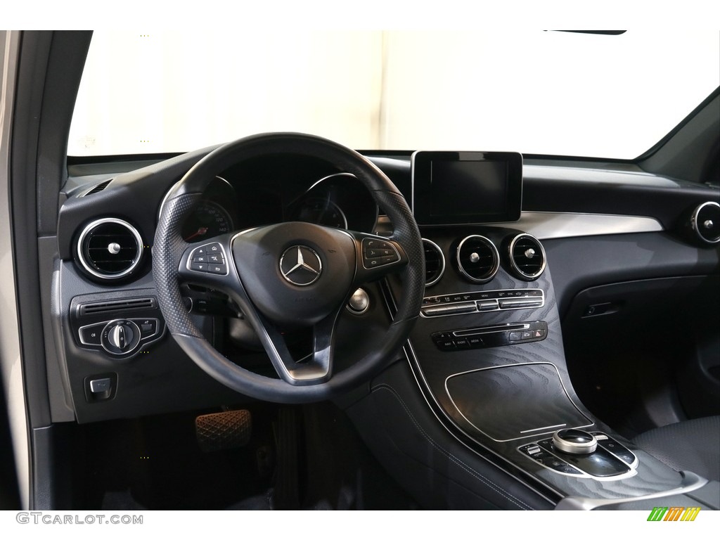 2019 GLC 300 4Matic - Mojave Silver Metallic / Black photo #7