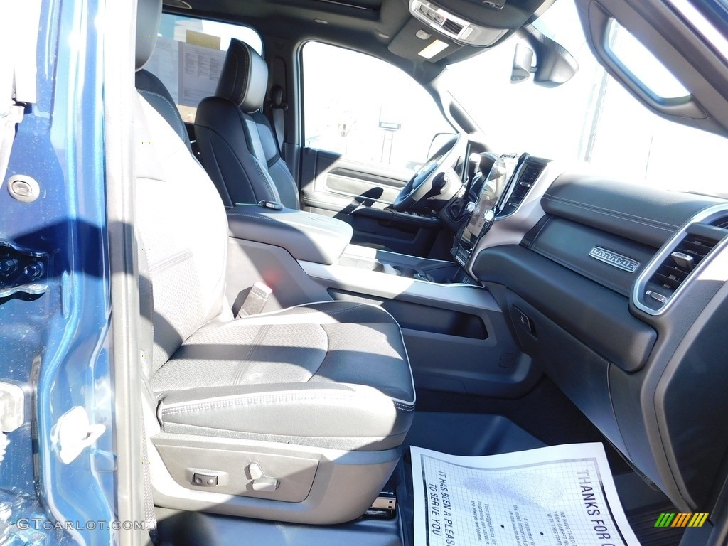 2022 3500 Laramie Crew Cab 4x4 - Patriot Blue Pearl / Black photo #56