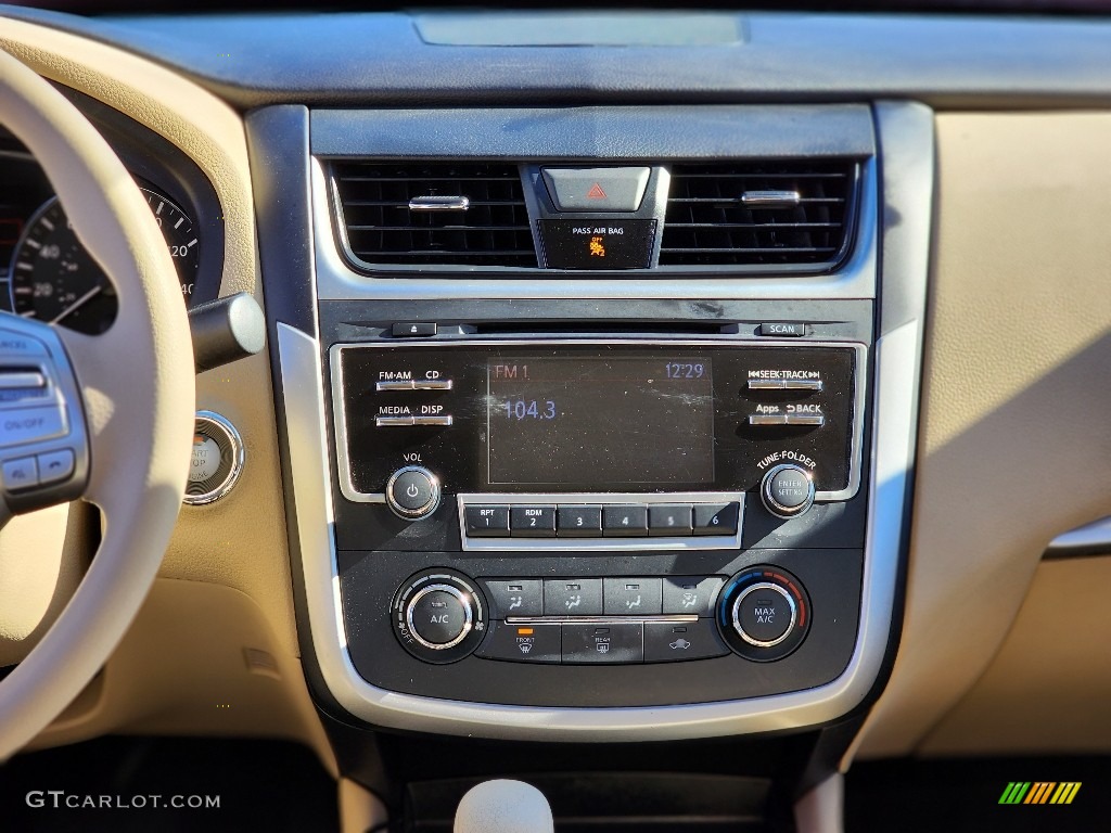 2016 Altima 2.5 S - Cayenne Red / Beige photo #4