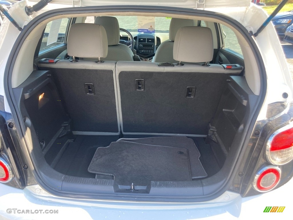 2016 Sonic LS Hatchback - Summit White / Jet Black/Dark Titanium photo #13