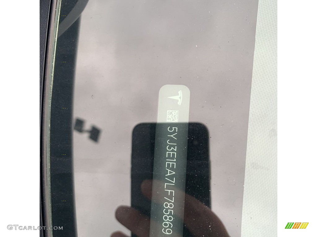 2020 Model 3 Standard Range Plus - Pearl White Multi-Coat / White/Black photo #39